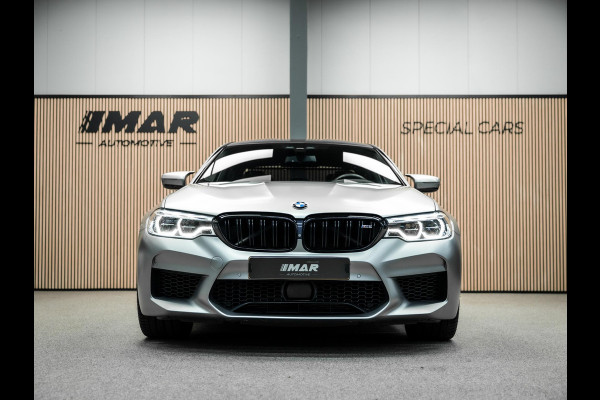 BMW M5 M5 Vol uitgevoerde NL geleverde M5 frozen grey