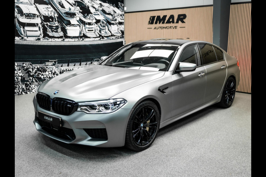 BMW M5 M5 Vol uitgevoerde NL geleverde M5 frozen grey