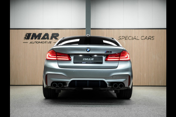 BMW M5 M5 Vol uitgevoerde NL geleverde M5 frozen grey