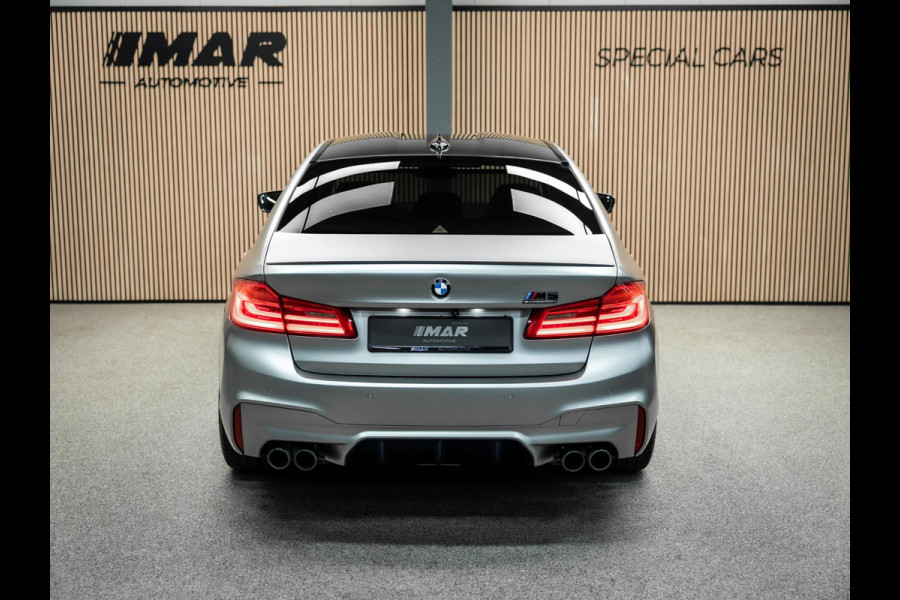 BMW M5 M5 Vol uitgevoerde NL geleverde M5 frozen grey
