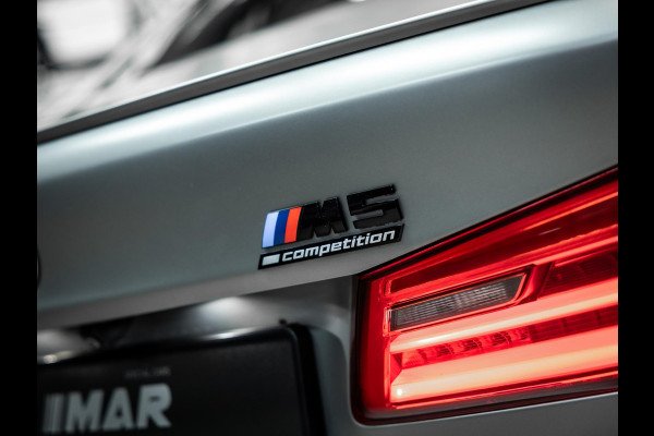 BMW M5 M5 Vol uitgevoerde NL geleverde M5 frozen grey