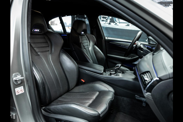 BMW M5 M5 Vol uitgevoerde NL geleverde M5 frozen grey