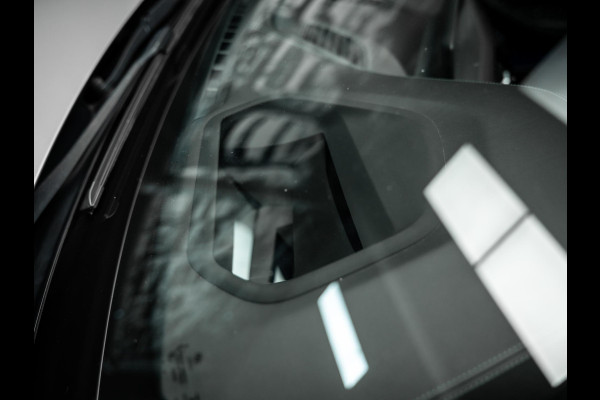 BMW M5 M5 Vol uitgevoerde NL geleverde M5 frozen grey