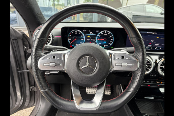 Mercedes-Benz CLA-Klasse 250 e Business Solution AMG AMG | COMPLEET ONDERHOUDEN | SFEERVERLICHTING | STOELVERWARMING | ACHTERUITRIJCAMERA | RIJKLAARPRIJS | 12 MND BOVAG GARANTIE