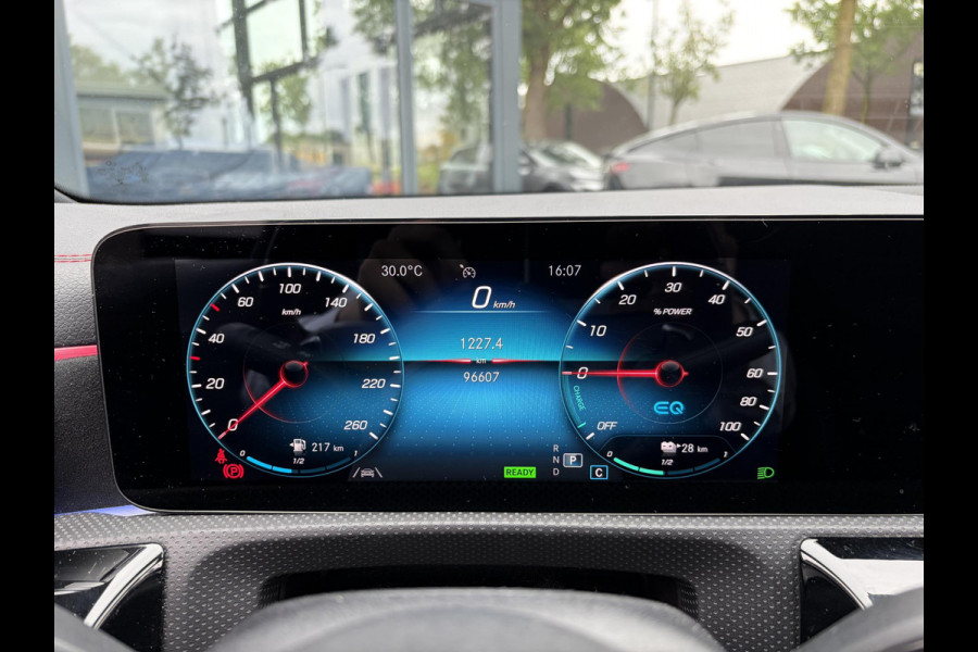 Mercedes-Benz CLA-Klasse 250 e Business Solution AMG AMG | COMPLEET ONDERHOUDEN | SFEERVERLICHTING | STOELVERWARMING | ACHTERUITRIJCAMERA | RIJKLAARPRIJS | 12 MND BOVAG GARANTIE