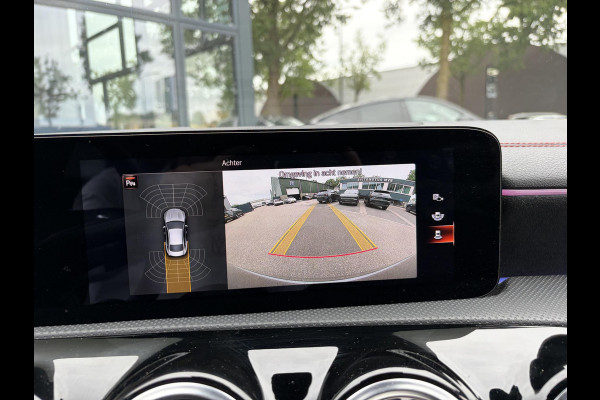 Mercedes-Benz CLA-Klasse 250 e Business Solution AMG AMG | COMPLEET ONDERHOUDEN | SFEERVERLICHTING | STOELVERWARMING | ACHTERUITRIJCAMERA | RIJKLAARPRIJS | 12 MND BOVAG GARANTIE