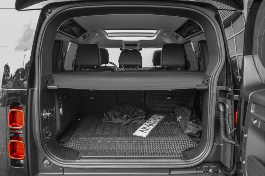 Land Rover Defender 110 2.0 P400e URBAN Widetrack Pano Luchtv ACC Trekhaak 22"