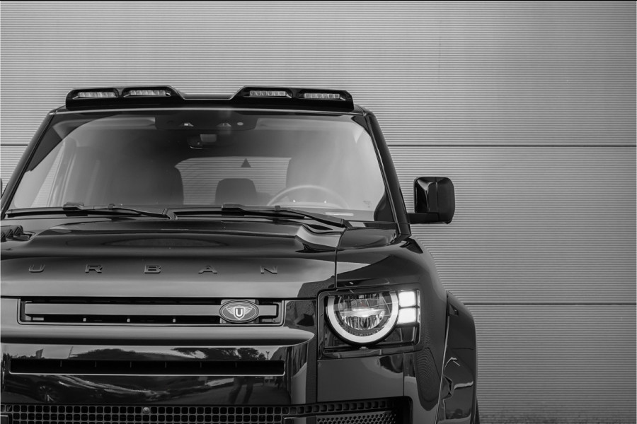 Land Rover Defender 110 2.0 P400e URBAN Widetrack Pano Luchtv ACC Trekhaak 22"