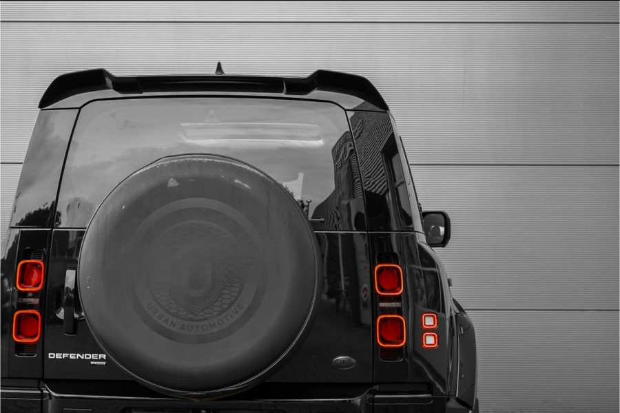 Land Rover Defender 110 2.0 P400e URBAN Widetrack Pano Luchtv ACC Trekhaak 22"