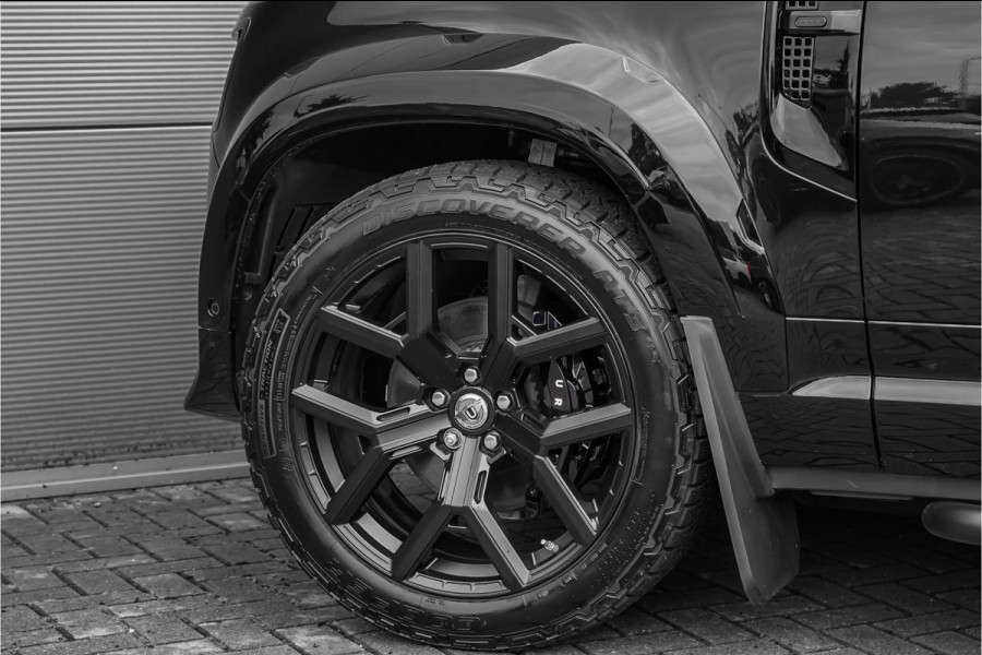 Land Rover Defender 110 2.0 P400e URBAN Widetrack Pano Luchtv ACC Trekhaak 22"
