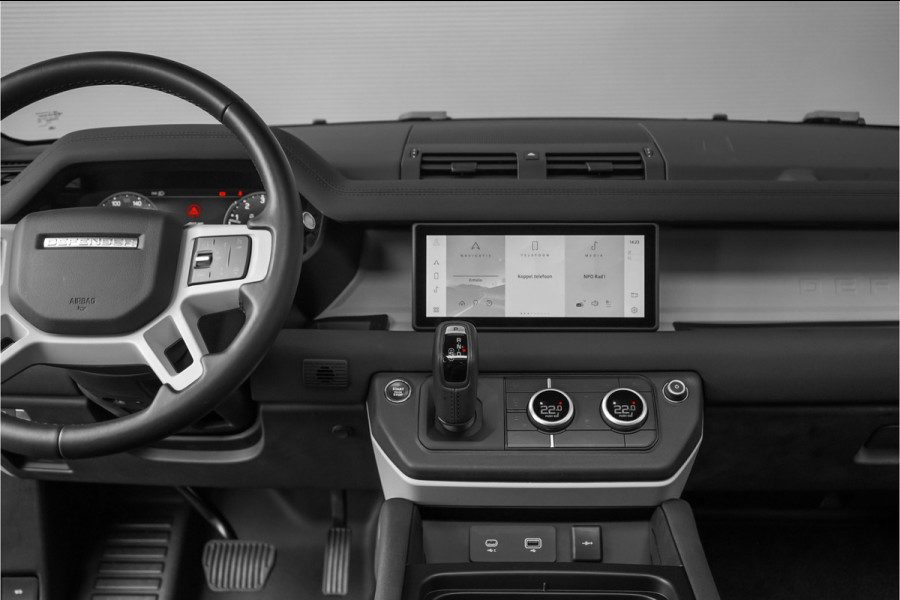 Land Rover Defender 110 2.0 P400e URBAN Widetrack Pano Luchtv ACC Trekhaak 22"