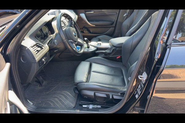 BMW 1-serie 118i High Executive M SPORT | LEDER | NAVIGATIE | CLIMATE CONTROL | SCHUIFDAK |