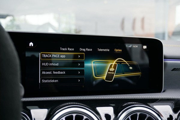 Mercedes-Benz A-Klasse AMG 45 S 4MATIC+ Edition 1 422pk + RECARO / BURMESTER / PANO / 360° / DESIGNO