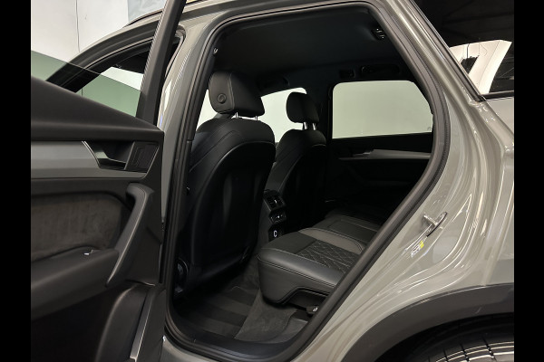 Audi Q5 55 367pk S-Line | Luchtvering | #RS Leder | 96% SOH | Camera | Virtual | Keyless | Trekhaak 1750kg | Quantum Grijs | 3-Zone Clima. | Mw.Pr; 87848,=.