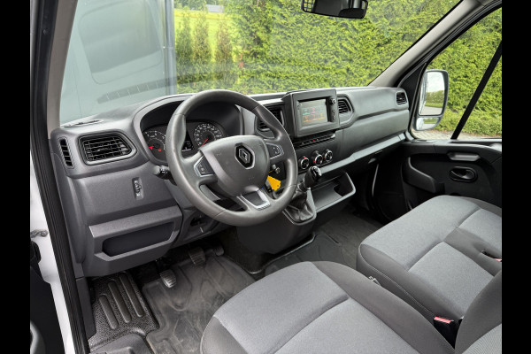 Renault Master 2.3 dCi 135 PK / PICK UP / 27.239 KM! / 7-PERS DUBBELE CABINE / IMPERIAAL / 2.5 TONS TREKHAAK / AIRCO / CRUISE