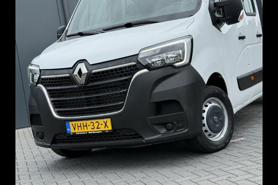 Renault Master 2.3 dCi 135 PK / PICK UP / 27.239 KM! / 7-PERS DUBBELE CABINE / IMPERIAAL / 2.5 TONS TREKHAAK / AIRCO / CRUISE