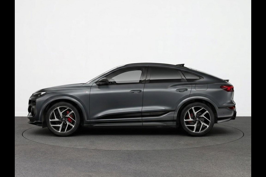 Audi Q6 Sportback e-tron S edition e-tron 83Kwh 252 pk | Glazen panoramadak | Trekhaak, mechanisch draaibaar | Exterieurpakket zwart | S line zwart leder-kunstleder |