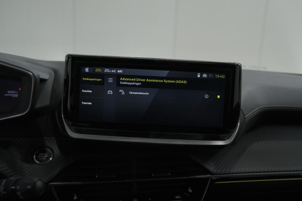 Peugeot 208 1.2 Hybrid 145 e-DCS6 GT | Alcantara Pakket | Camera | Apple Carplay | Stoelverwarming