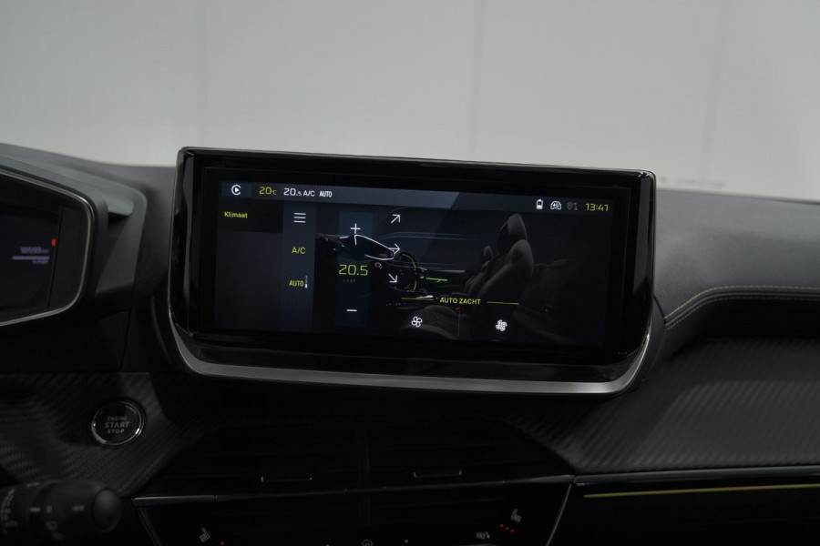 Peugeot 208 1.2 Hybrid 145 e-DCS6 GT | Alcantara Pakket | Camera | Apple Carplay | Stoelverwarming