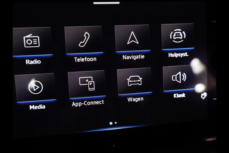 Volkswagen Polo 1.0 TSI Style 90 pk Automaat (DSG) | Navigatie via App | Parkeersensoren (Park assist) | Autom. airco | Adaptieve cruise control | Matrix LED koplampen | Digital Cockpit Pro |