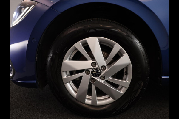 Volkswagen Polo 1.0 TSI Style 90 pk Automaat (DSG) | Navigatie via App | Parkeersensoren (Park assist) | Autom. airco | Adaptieve cruise control | Matrix LED koplampen | Digital Cockpit Pro |