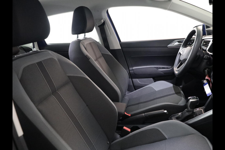 Volkswagen Polo 1.0 TSI Style 90 pk Automaat (DSG) | Navigatie via App | Parkeersensoren (Park assist) | Autom. airco | Adaptieve cruise control | Matrix LED koplampen | Digital Cockpit Pro |