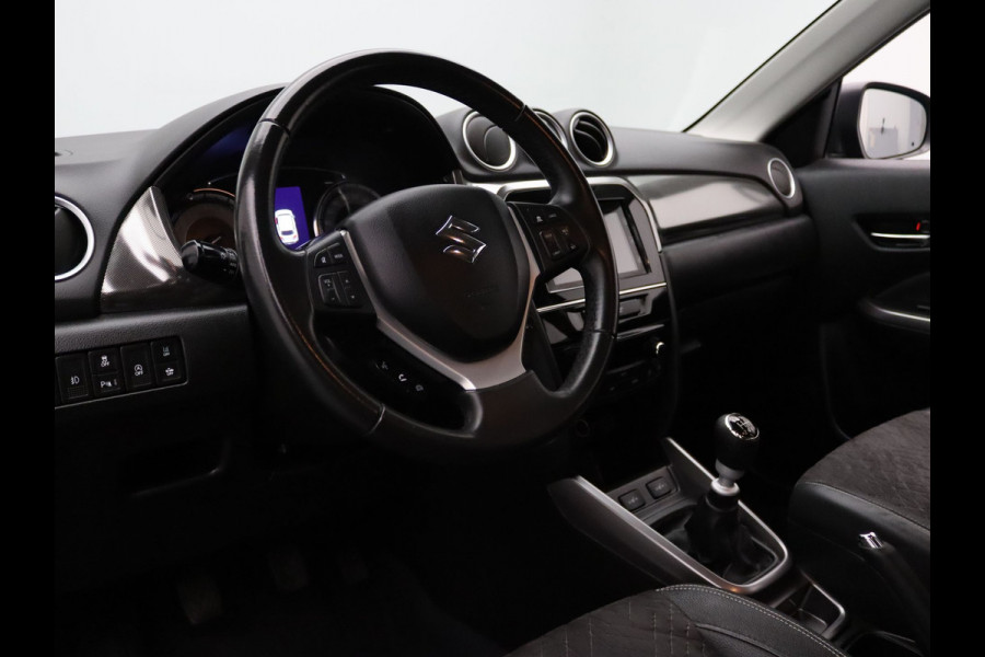 Suzuki Vitara 130pk Boosterjet Comfort Smart Hybrid Apple Carplay/Android Auto | Trekhaak afneembaar.
