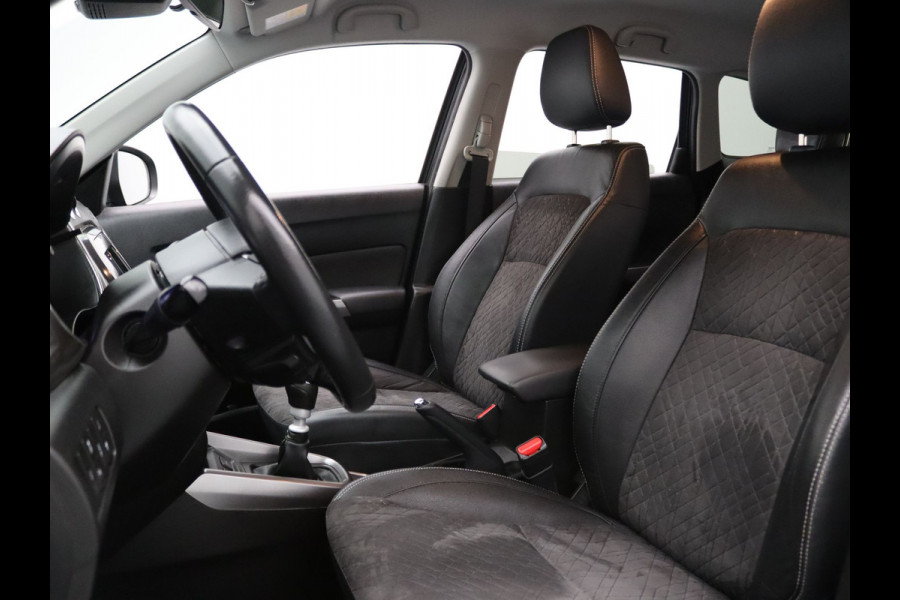 Suzuki Vitara 130pk Boosterjet Comfort Smart Hybrid Apple Carplay/Android Auto | Trekhaak afneembaar.