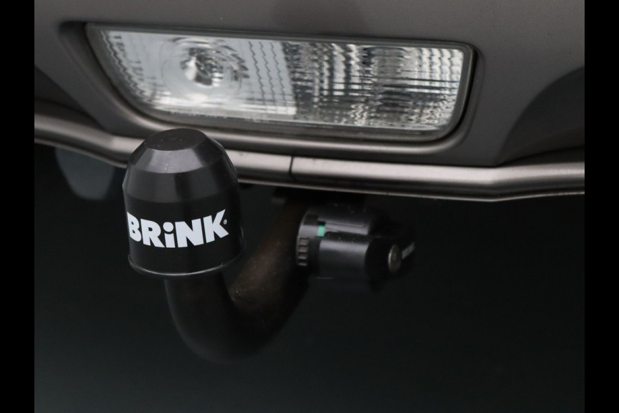 Suzuki Vitara 130pk Boosterjet Comfort Smart Hybrid Apple Carplay/Android Auto | Trekhaak afneembaar.