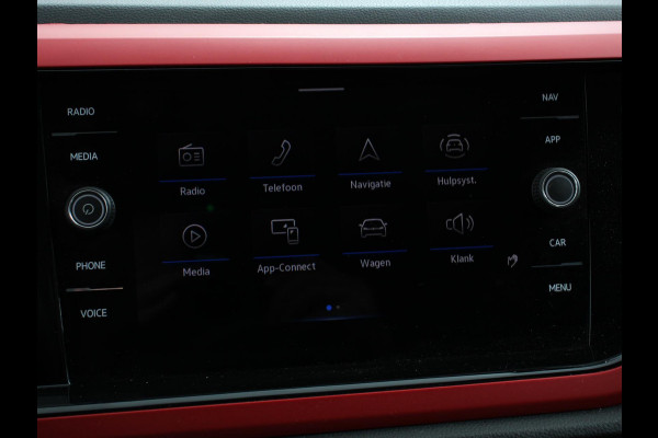 Volkswagen Polo 1.0 TSI Automaat Comfort Sport-Line Navigatie Apple Carplay Android Auto Adaptive Cruise Control Stoelverwarming Climate Control Getinte ramen Lichtmetalen Velgen