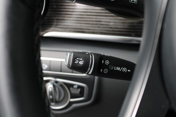 Mercedes-Benz V-Klasse 300d / XXL / DC / 4-Matic / 2x Elec Schuifdeur / 360 Camera / Burmester / Vol Opties / NIEUWSTAAT