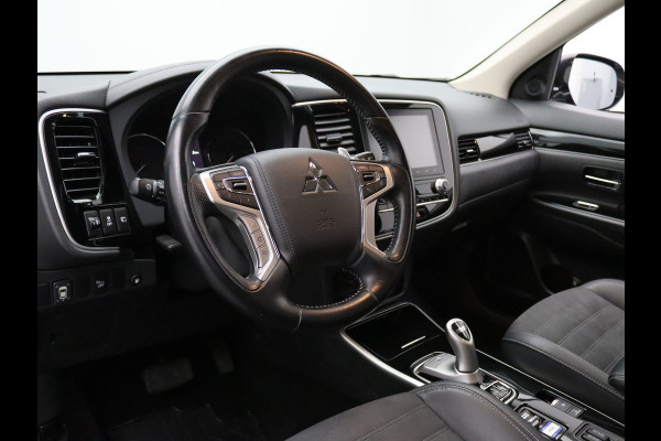 Mitsubishi Outlander 224pk PHEV Intense Apple Carplay/Android Auto | Climate
