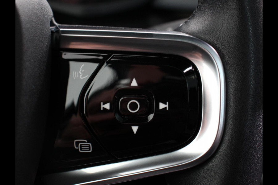 Polestar 2 Long Range Dual Motor 408pk Launch Edition 78kWh Climate control Cruise control Panoramadak Parkeersensoren + Camera Voorstoelen verwarmd Apple Carplay/ Android Auto