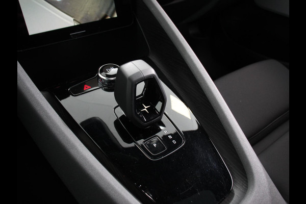 Polestar 2 Long Range Dual Motor 408pk Launch Edition 78kWh Climate control Cruise control Panoramadak Parkeersensoren + Camera Voorstoelen verwarmd Apple Carplay/ Android Auto