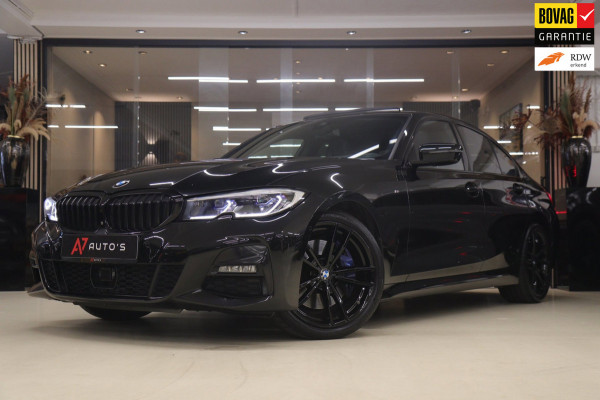 BMW 3-serie 330i High Executive PANO/CARPLAY/SFEER/HK/HUD/VOL