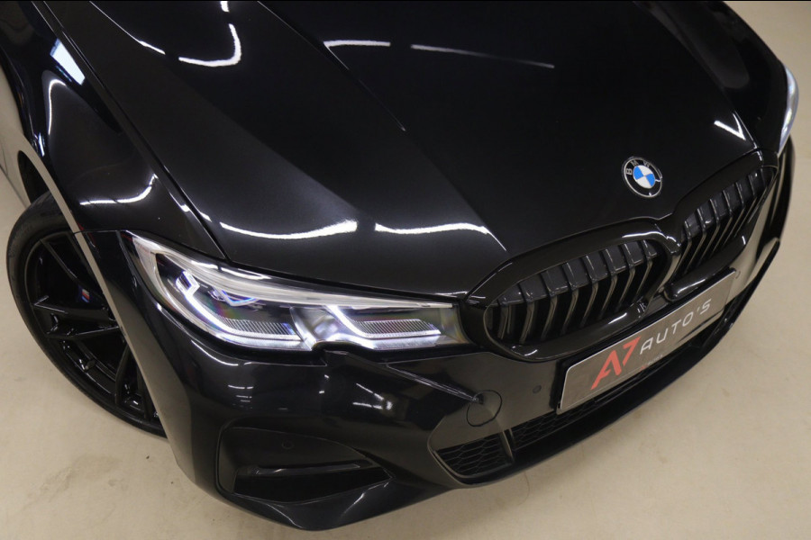 BMW 3-serie 330i High Executive PANO/CARPLAY/SFEER/HK/HUD/VOL
