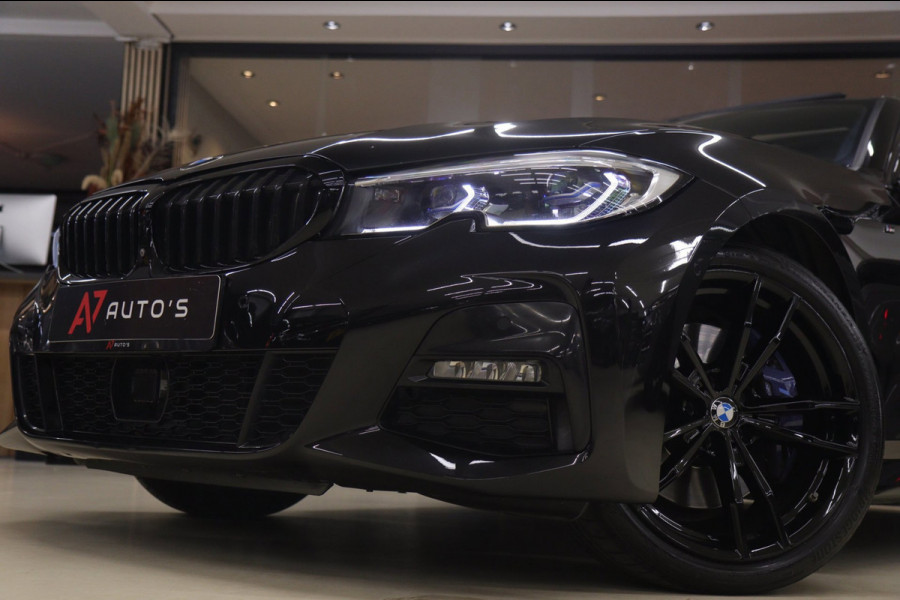BMW 3-serie 330i High Executive PANO/CARPLAY/SFEER/HK/HUD/VOL