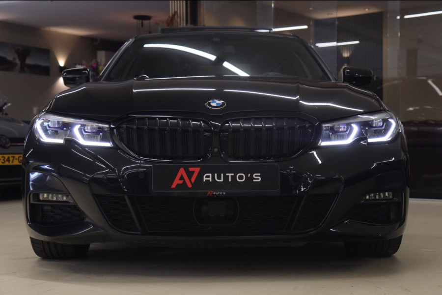 BMW 3-serie 330i High Executive PANO/CARPLAY/SFEER/HK/HUD/VOL