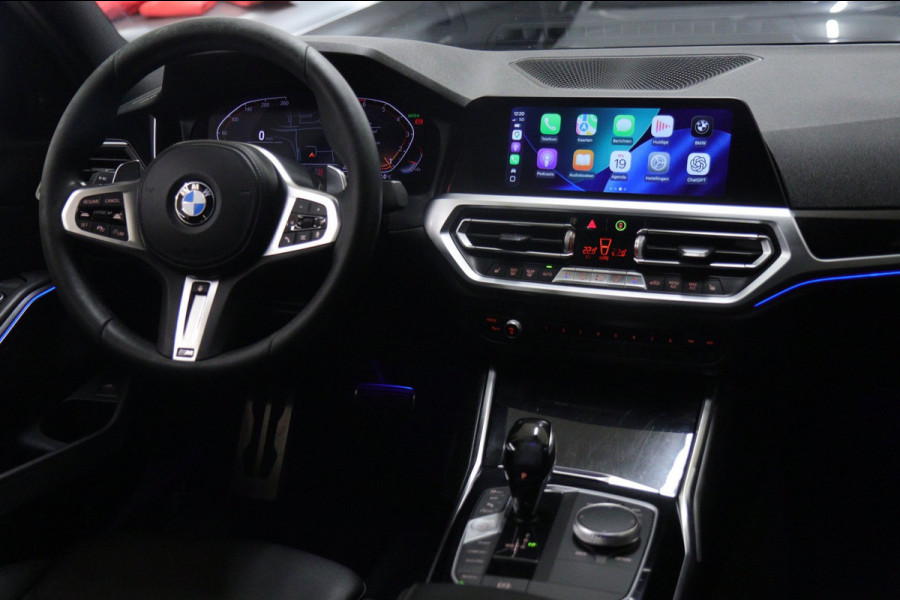 BMW 3-serie 330i High Executive PANO/CARPLAY/SFEER/HK/HUD/VOL