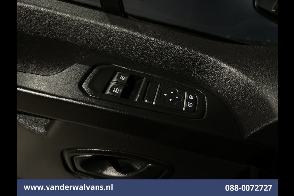 Renault Trafic 2.0 dCi 130pk L2H1 Euro6 Airco | LED | Cruisecontrol | Parkeersensoren Bijrijdersbank
