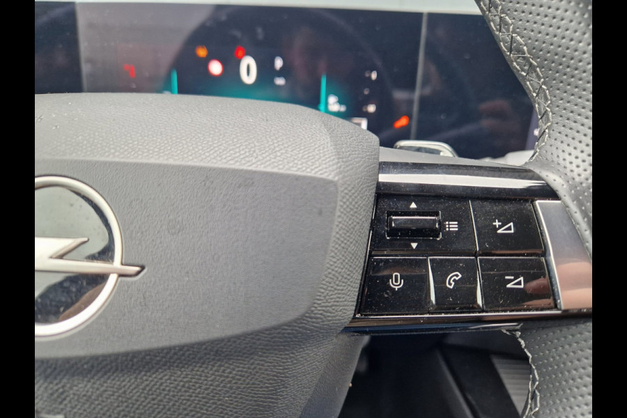 Opel Astra 1.2 EAT8 GS Line /Keyless /Adap Cruise /camera v+a.