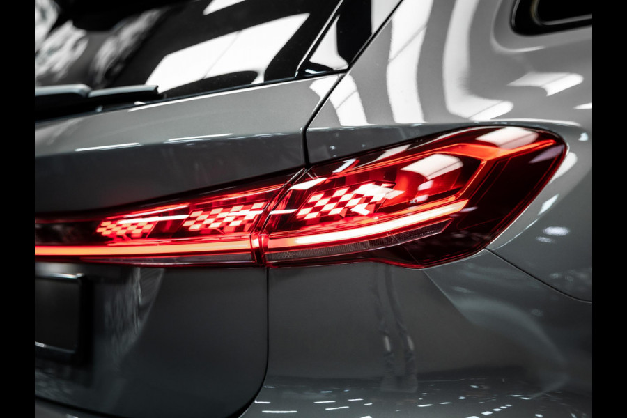 Audi RS5 Avant RS 5 e-hybrid quattro