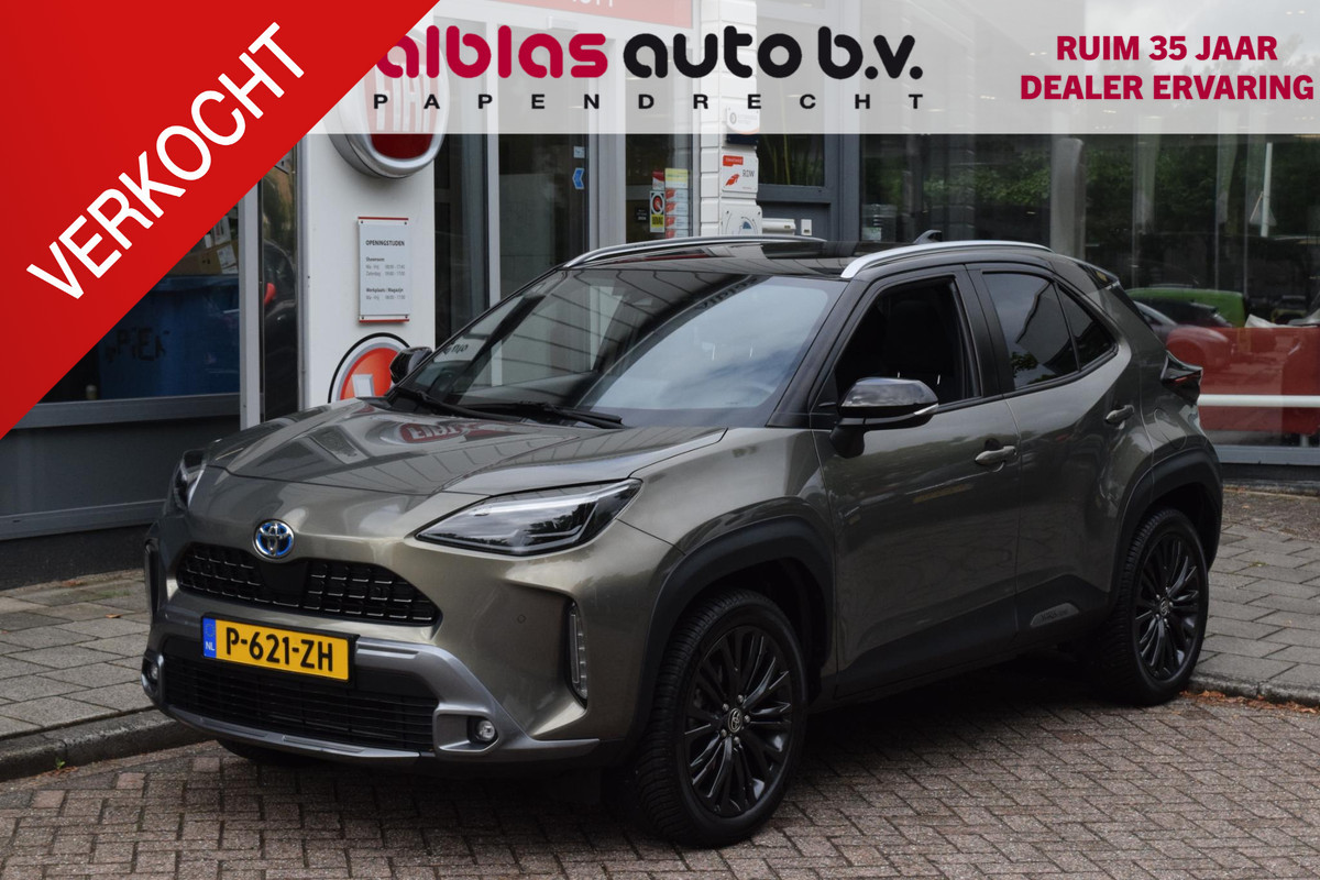 Toyota Yaris Cross 1.5 Hybrid Adventure|Pano|Winterpack|Camera
