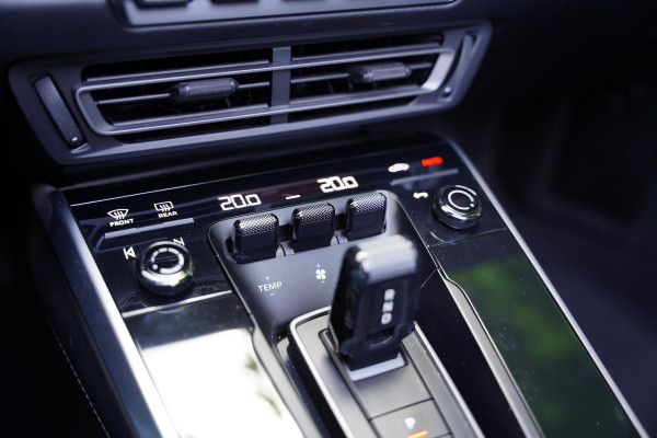 Porsche 911 992 Cabriolet 3.8 Turbo S Manufaktur