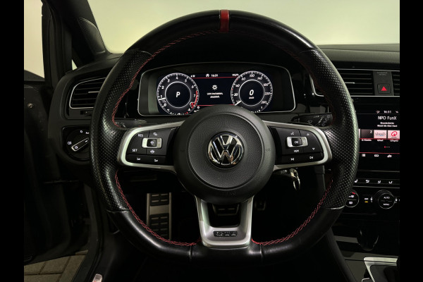 Volkswagen Golf 2.0 TSI GTI TCR Pano|ACC|BlindSpot|Camera|Lane Assist