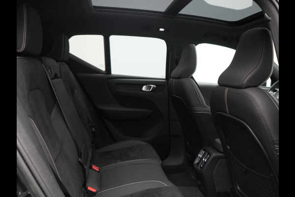 Volvo XC40 Recharge Ultimate 69 kWh 232pk Dealer O.H | Trekhaak Af Fabriek | Panodak | 360 Camera | Harman / Kardon | Adaptive Cruise | Alcantara Sportstoelen Memory & Verwarmd | Keyless | Apple Carplay | Pilot Assist | Google Assistant & Maps  Virtual | Navigatie | DAB | 19"L.M |