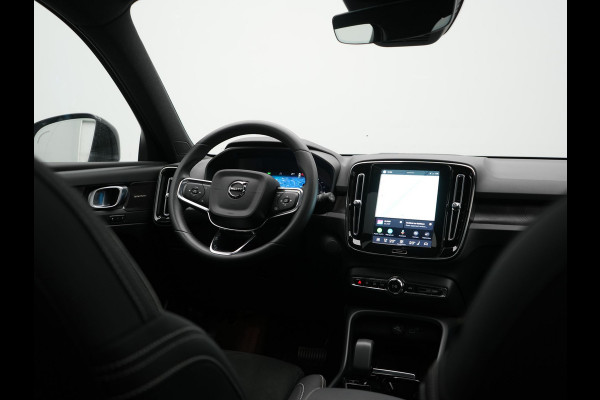 Volvo XC40 Recharge Ultimate 69 kWh 232pk Dealer O.H | Trekhaak Af Fabriek | Panodak | 360 Camera | Harman / Kardon | Adaptive Cruise | Alcantara Sportstoelen Memory & Verwarmd | Keyless | Apple Carplay | Pilot Assist | Google Assistant & Maps  Virtual | Navigatie | DAB | 19"L.M |