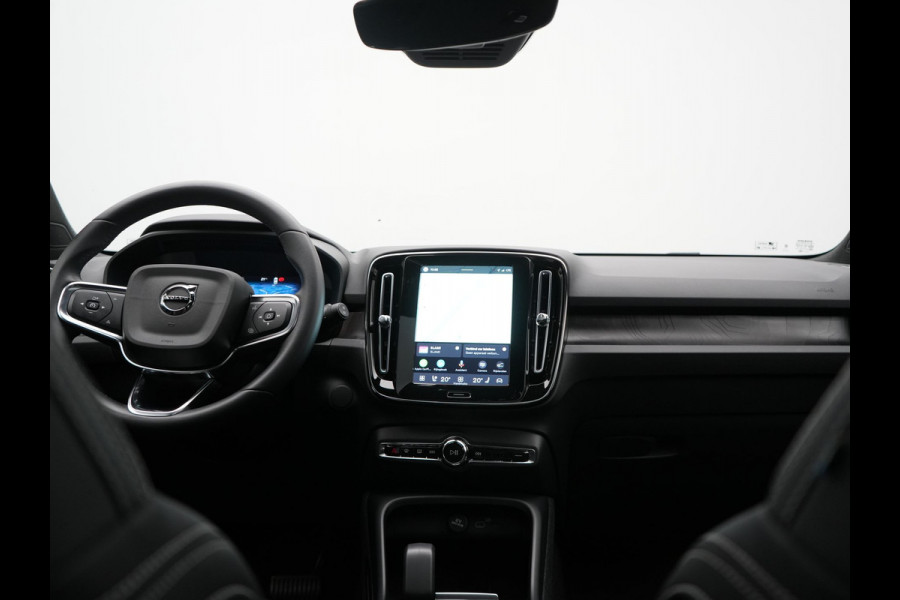 Volvo XC40 Recharge Ultimate 69 kWh 232pk Dealer O.H | Trekhaak Af Fabriek | Panodak | 360 Camera | Harman / Kardon | Adaptive Cruise | Alcantara Sportstoelen Memory & Verwarmd | Keyless | Apple Carplay | Pilot Assist | Google Assistant & Maps  Virtual | Navigatie | DAB | 19"L.M |