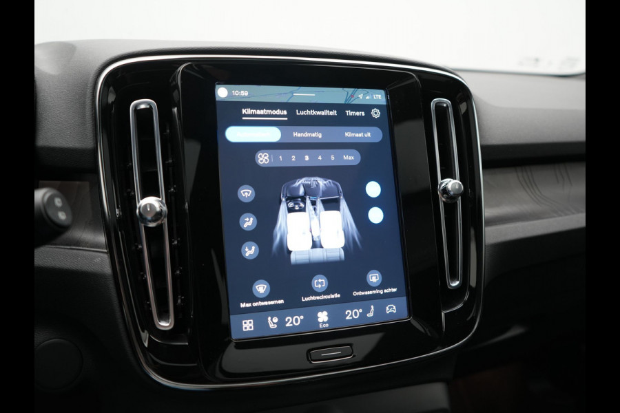 Volvo XC40 Recharge Ultimate 69 kWh 232pk Dealer O.H | Trekhaak Af Fabriek | Panodak | 360 Camera | Harman / Kardon | Adaptive Cruise | Alcantara Sportstoelen Memory & Verwarmd | Keyless | Apple Carplay | Pilot Assist | Google Assistant & Maps  Virtual | Navigatie | DAB | 19"L.M |