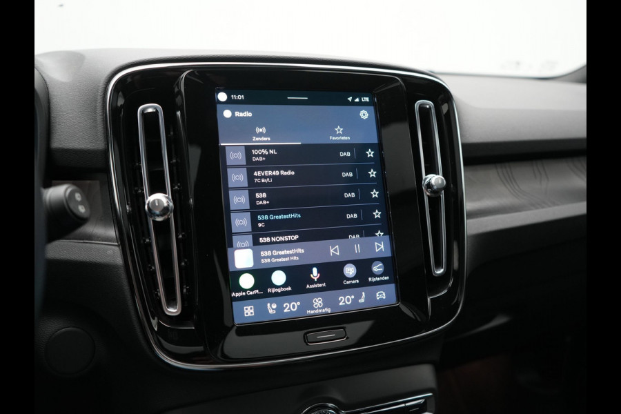 Volvo XC40 Recharge Ultimate 69 kWh 232pk Dealer O.H | Trekhaak Af Fabriek | Panodak | 360 Camera | Harman / Kardon | Adaptive Cruise | Alcantara Sportstoelen Memory & Verwarmd | Keyless | Apple Carplay | Pilot Assist | Google Assistant & Maps  Virtual | Navigatie | DAB | 19"L.M |